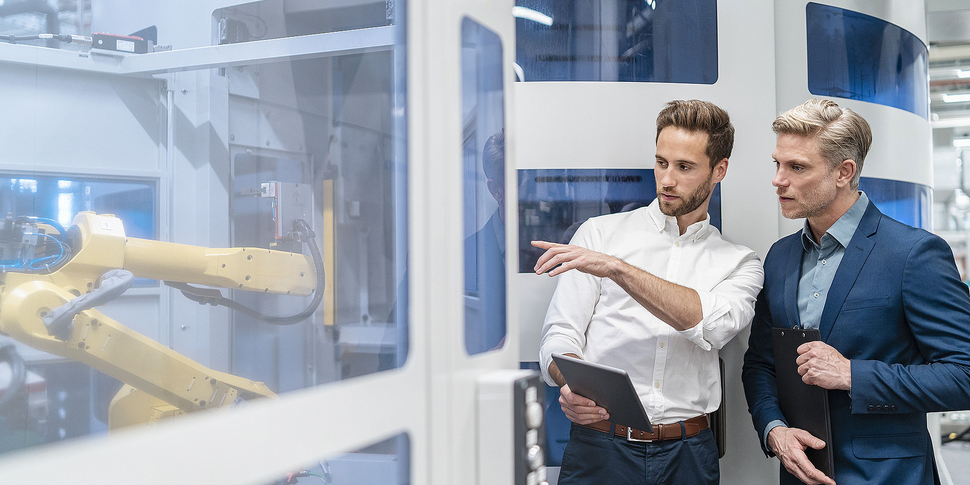 用工业哺育教育，<br>用教育提升工业技术