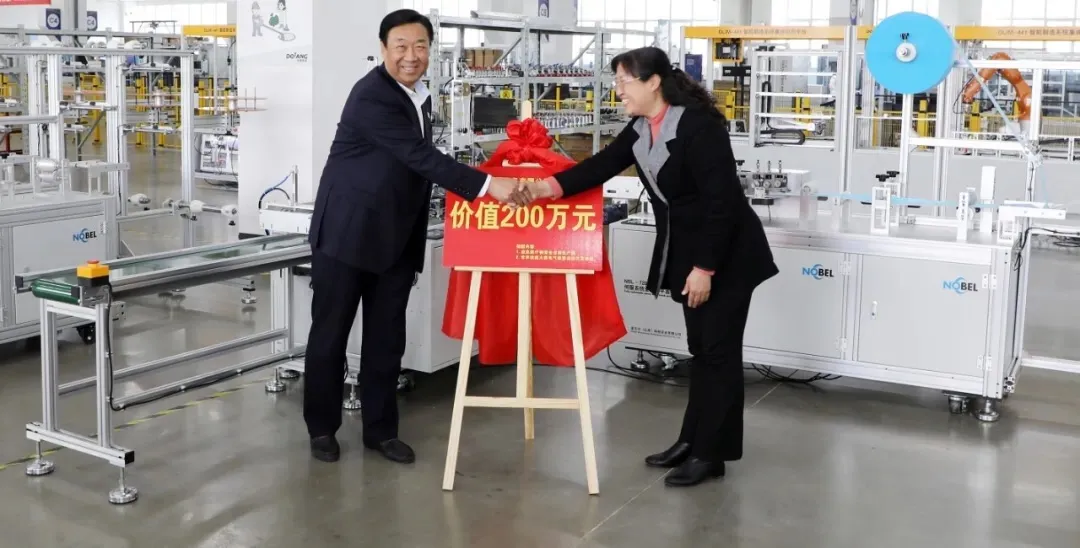 校企同心，携手抗“疫”——中德栋梁集团助力山东劳动职业技术学院打赢“抗疫攻坚战”